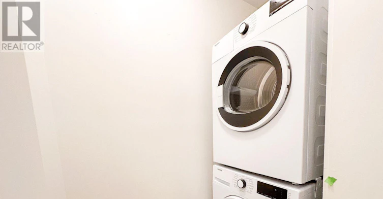 105-250 Lawrence Avenue W, Toronto, ON, M5M 1B1 - 14