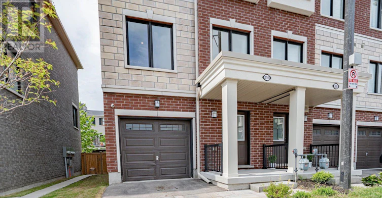 110 Covington Crescent, Whitchurch-Stouffville, ON, L4A 4W8 - 2
