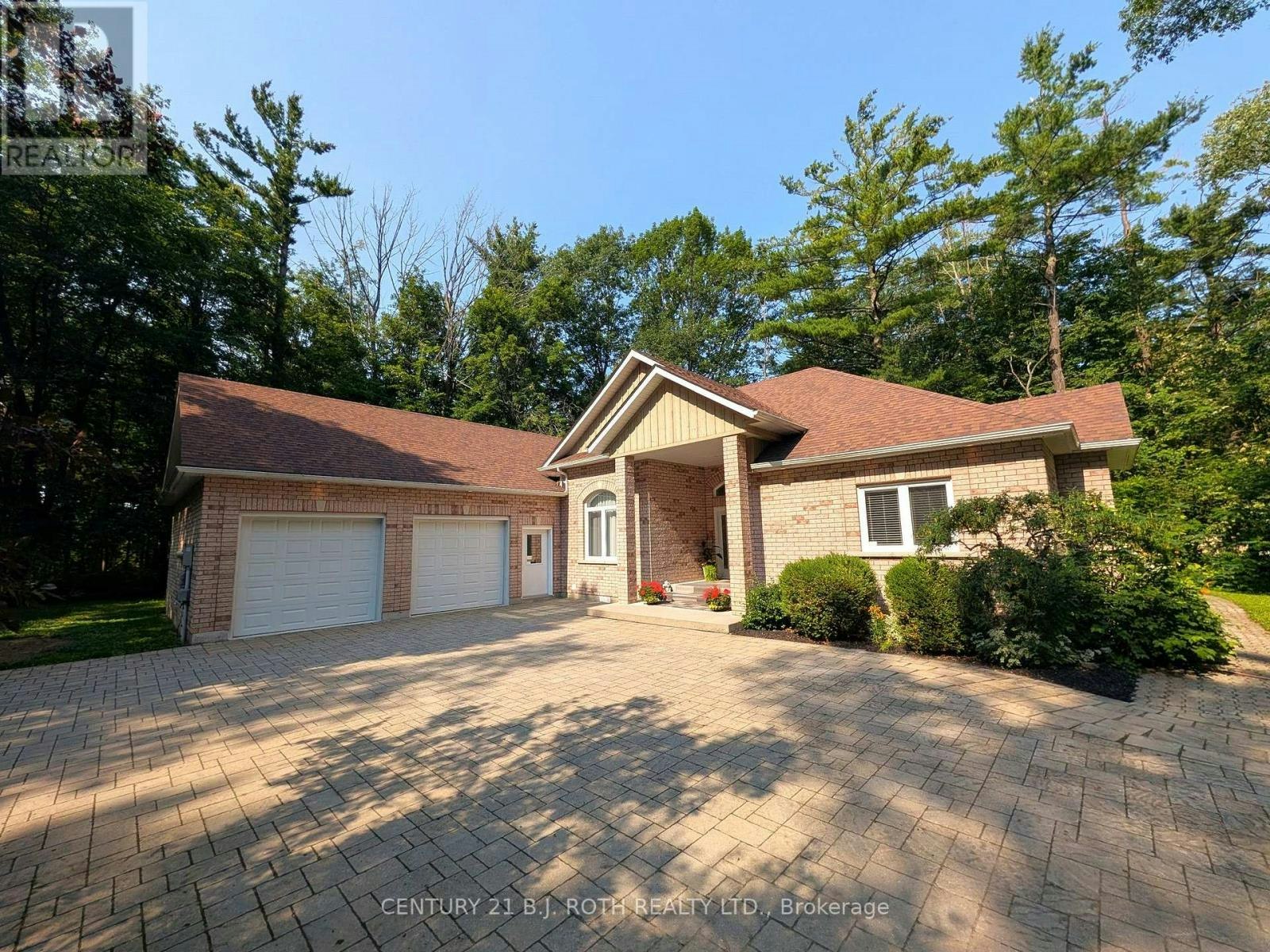 3925 Algoma Avenue, Innisfil, ON, L9S 2M4