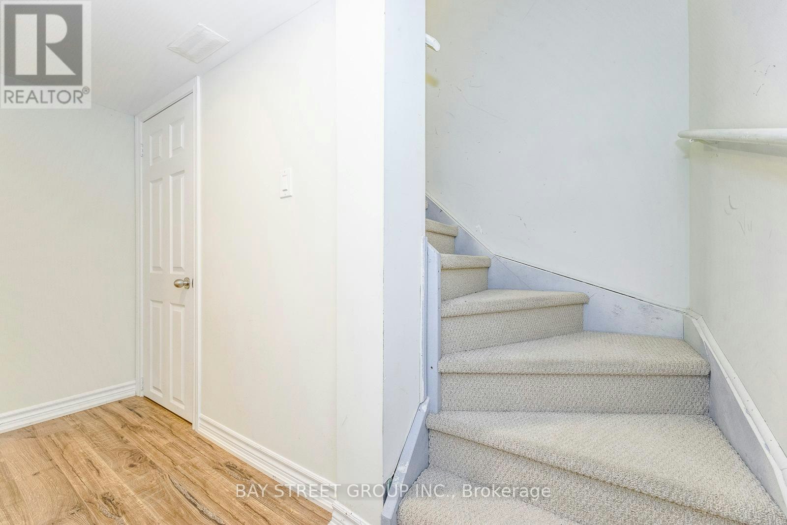 2413 Whistling Springs Crescent, Oakville, ON, L6M 0C3 - 33