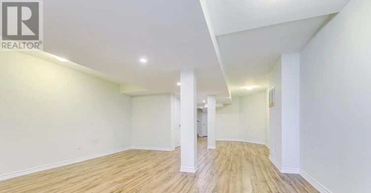 2413 Whistling Springs Crescent, Oakville, ON, L6M 0C3 - 35