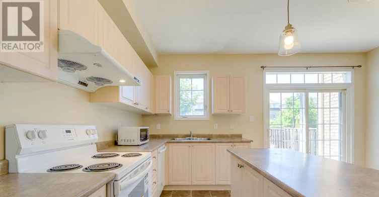 2413 Whistling Springs Crescent, Oakville, ON, L6M 0C3 - 16