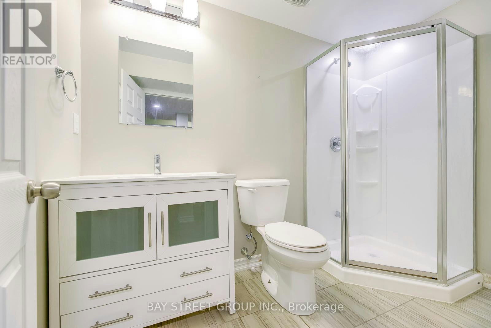 2413 Whistling Springs Crescent, Oakville, ON, L6M 0C3 - 37