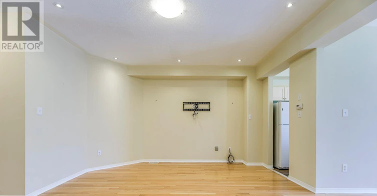 2413 Whistling Springs Crescent, Oakville, ON, L6M 0C3 - 8