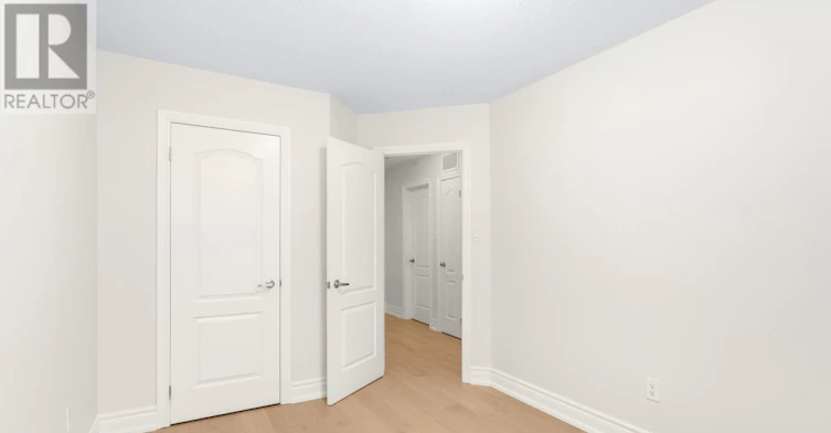 2427 Greenwich Drive, Oakville, ON, L6M 0S4 - 31
