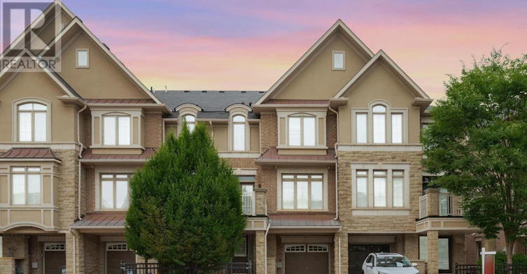 2427 Greenwich Drive, Oakville, ON, L6M 0S4
