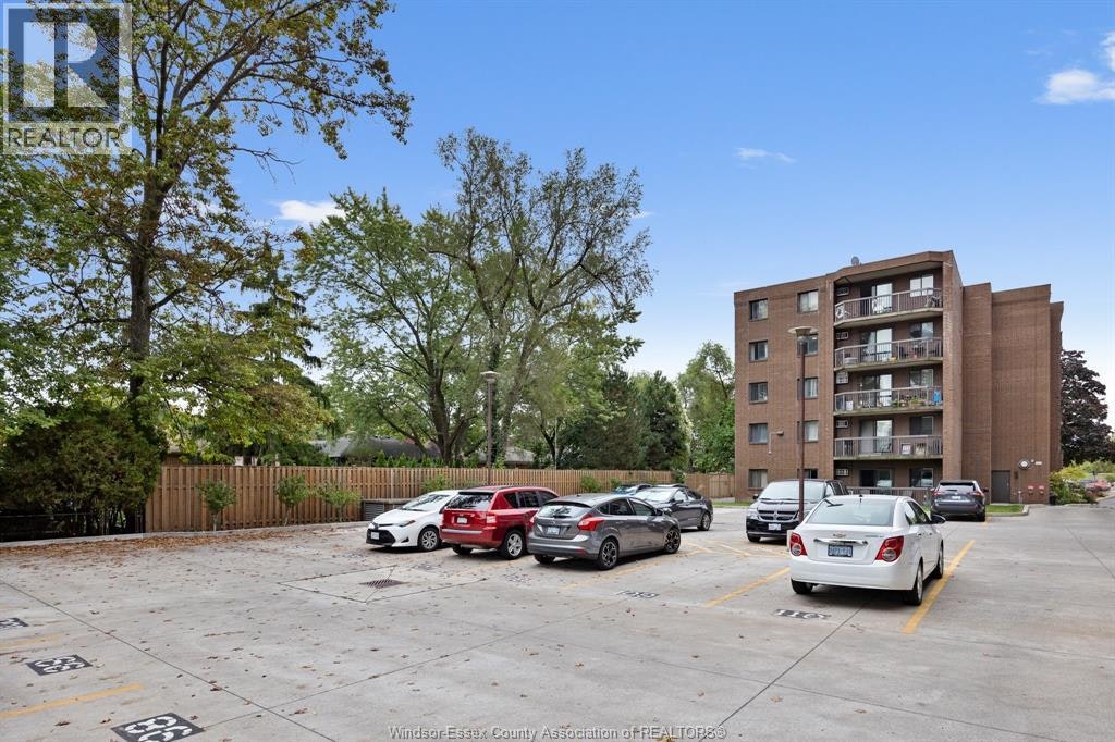 306-3950 Wyandotte Street East, Windsor, ON, N8Y 1G5 - 21