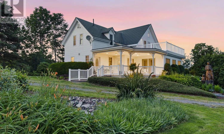 5773 Stellarton Trafalgar Road