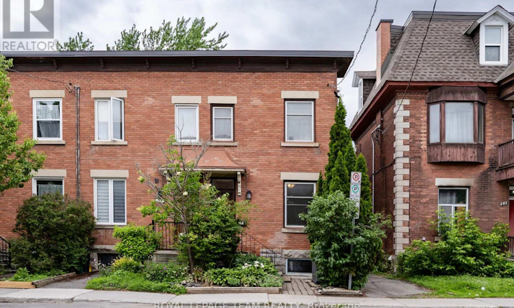 301 Somerset Street E