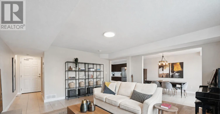 202-904 Paisley Road, Guelph, ON, N1K 0C6