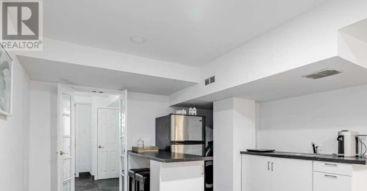 22 Fenelon Drive, Toronto, ON, M3A 3K3 - 8