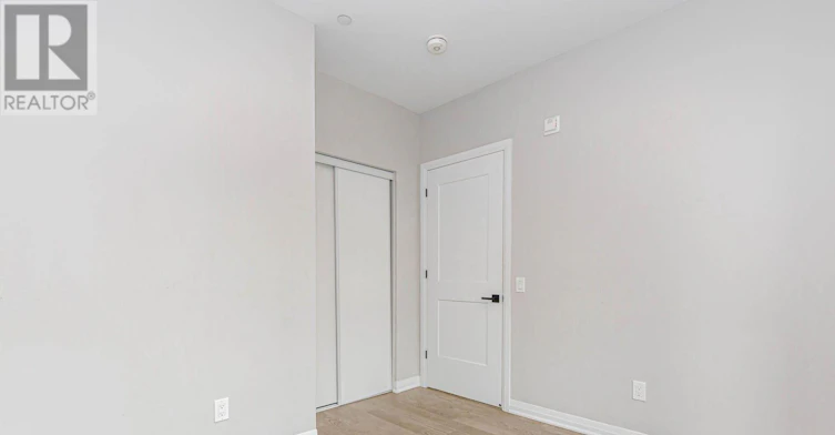 111-50 Kaitting Trail, Oakville, ON, L6M 5N3 - 36