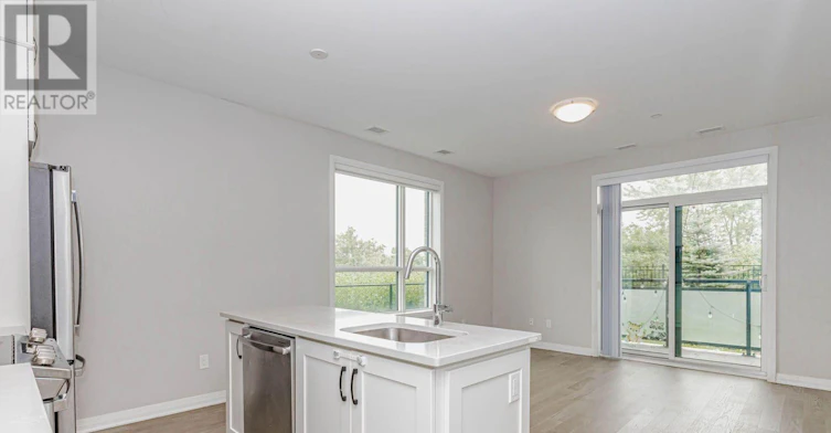 111-50 Kaitting Trail, Oakville, ON, L6M 5N3 - 12