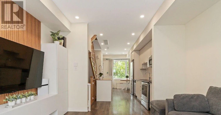 19 Thomas Mulholland Drive, Toronto, ON, M3K 0B5 - 2