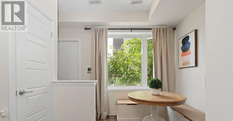 19 Thomas Mulholland Drive, Toronto, ON, M3K 0B5 - 3