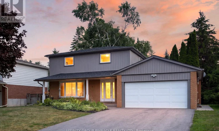 7 Redwing Street