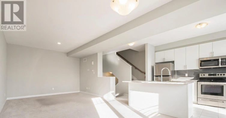 48 Teelin Circle, Manotick, ON, K2J 6V1 - 6