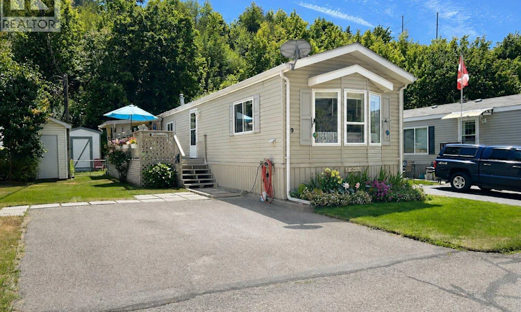 10-1250 Hillside Avenue