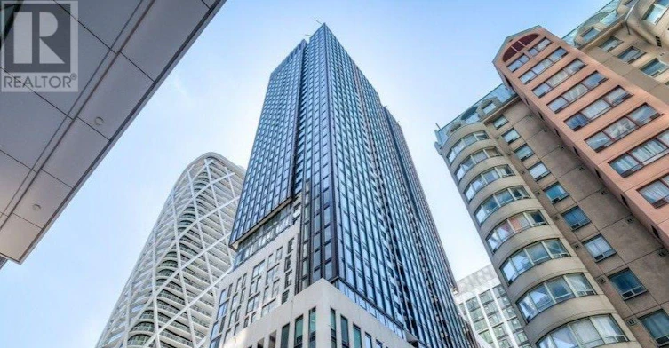 1235-230 Simcoe Street, Toronto, ON, M5T 1T4