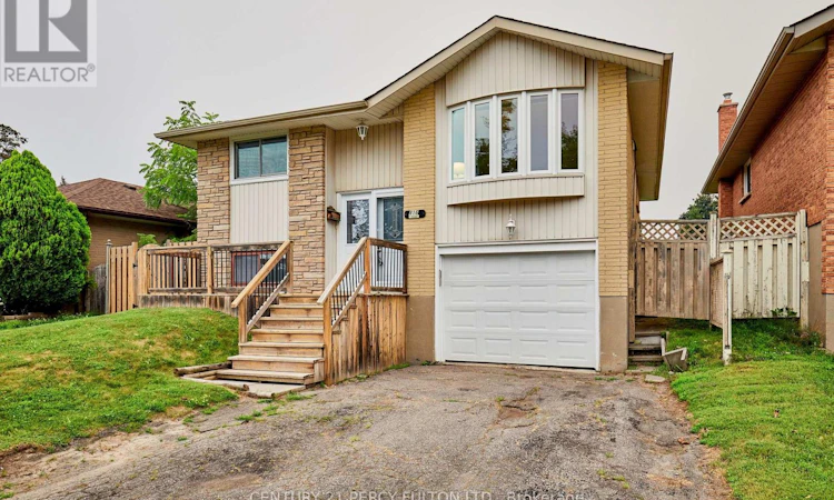 816 Carnaby Crescent