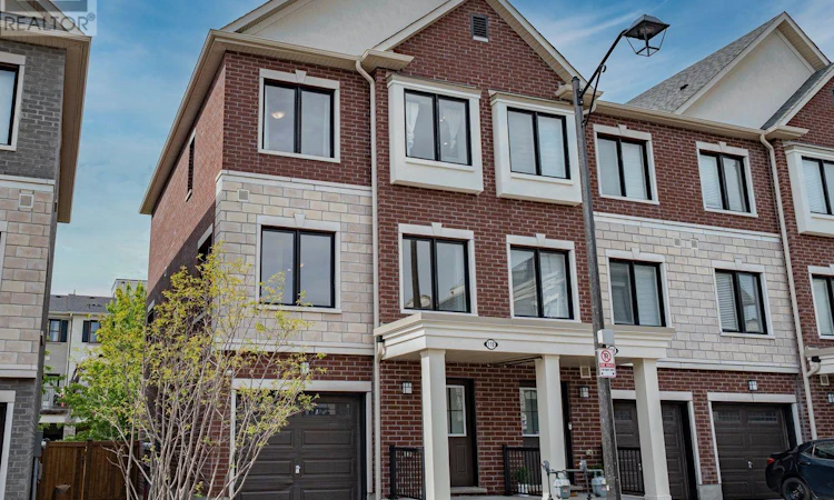 110 Covington Crescent