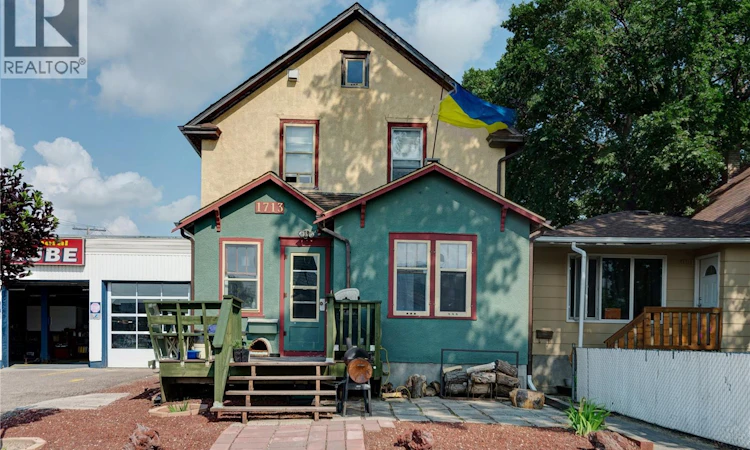 1713 St John Street