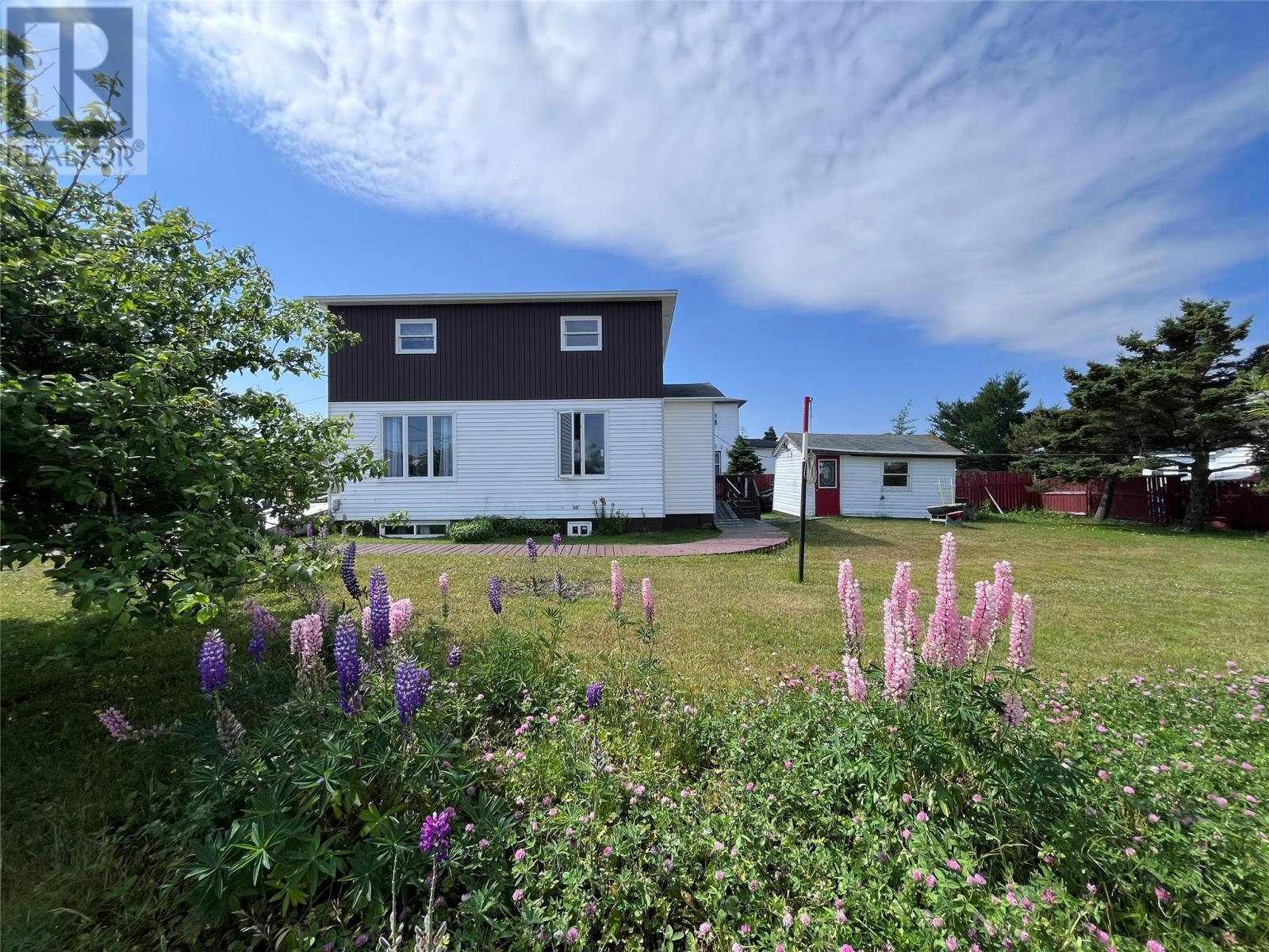8 Brookfield Road, Fortune, NL, A0E 1P0