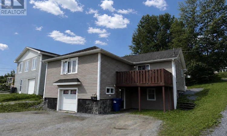 14 Riverhead Road