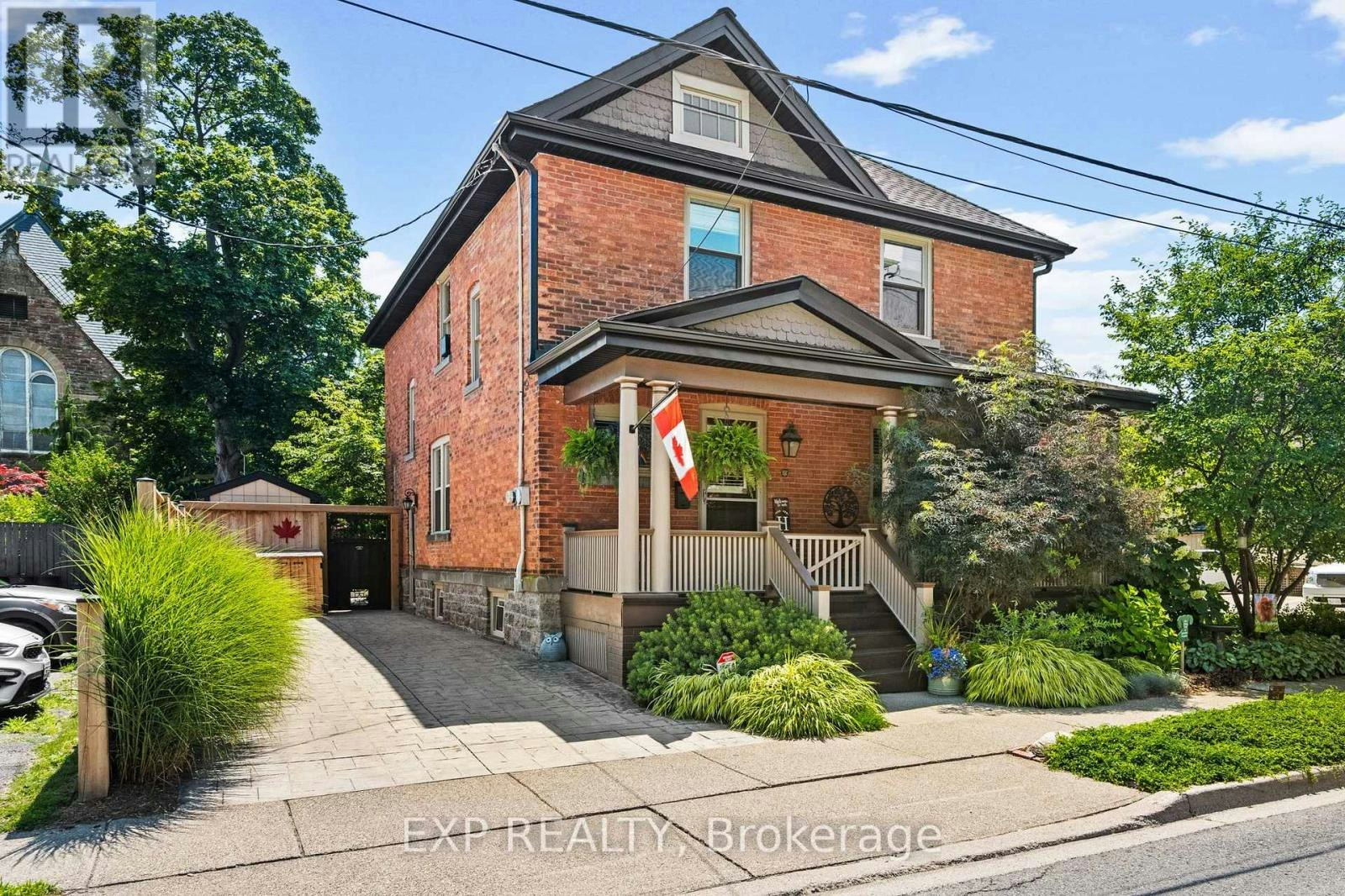 3 Norris Place, St. Catharines, ON, L2R 2W9
