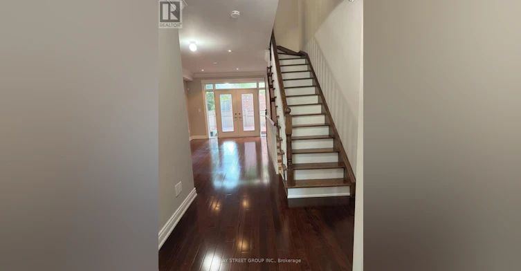 142 Hall Street, Richmond Hill, ON, L4C 4N8 - 10