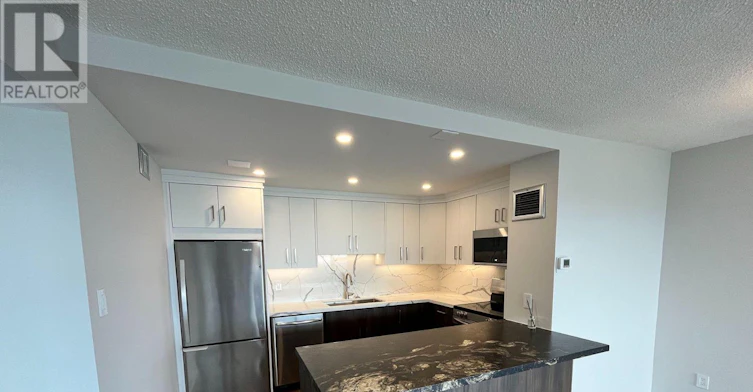 1005-1300 Bloor Street, Mississauga, ON, L4Y 3Z2 - 4