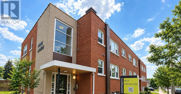 20-917 Hamilton Road, London, ON, N5Z 1W3