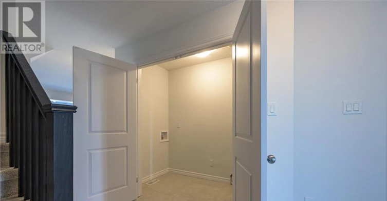 341 Kennington Way, London, ON, N6L 0H4 - 4