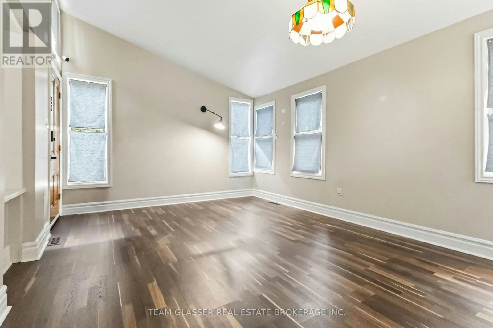510 Dufferin Avenue, London, ON, N6B 2A2 - 27