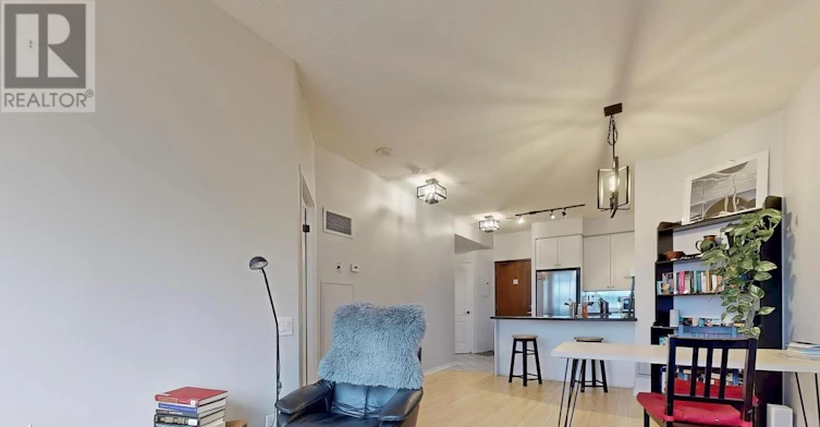 302-555 Yonge Street, Toronto, ON, M4Y 3A6 - 8
