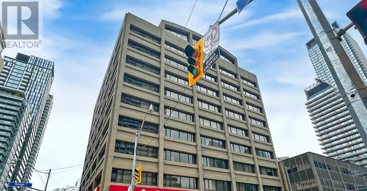 302-555 Yonge Street, Toronto, ON, M4Y 3A6