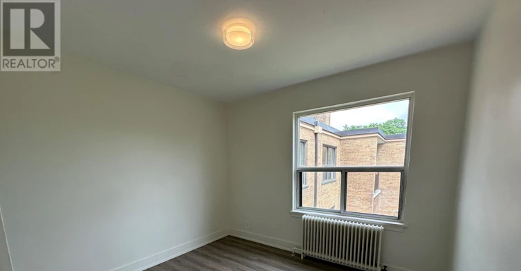 10-9 Wingreen Court, Toronto, ON, M3B 1B9 - 7