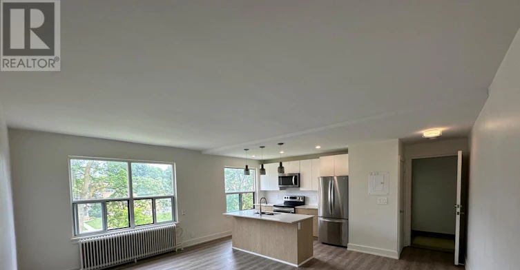 10-9 Wingreen Court, Toronto, ON, M3B 1B9
