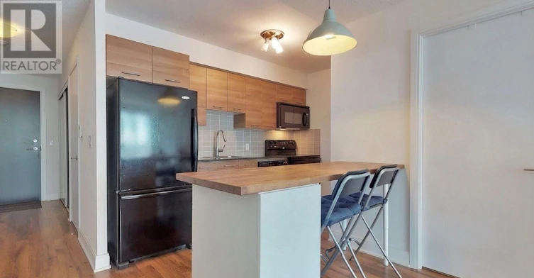 1015-135 Village Green Square, Toronto, ON, M1S 0G4 - 11