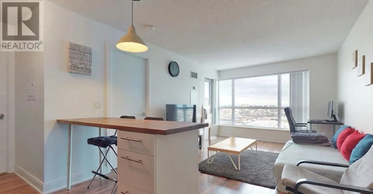 1015-135 Village Green Square, Toronto, ON, M1S 0G4 - 13