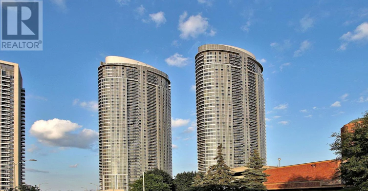 1015-135 Village Green Square, Toronto, ON, M1S 0G4