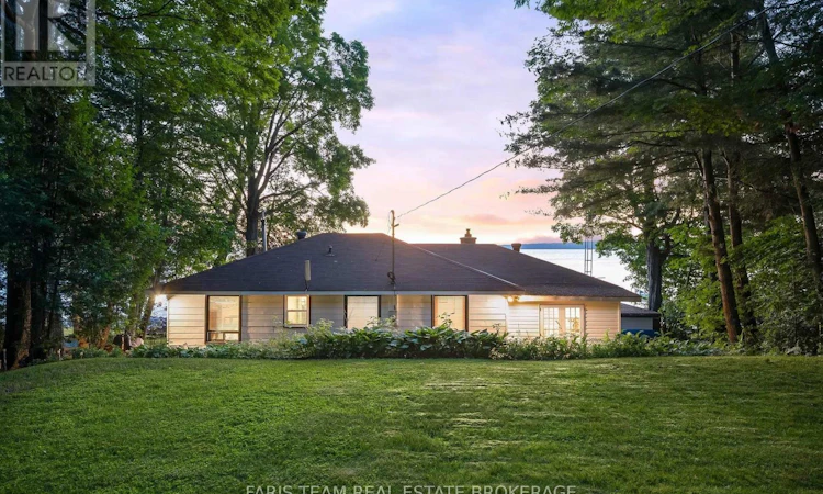 1697 Champlain Road