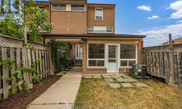 82-248 John Garland Boulevard