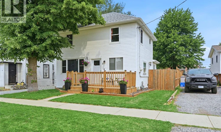 8 St. Clair Street