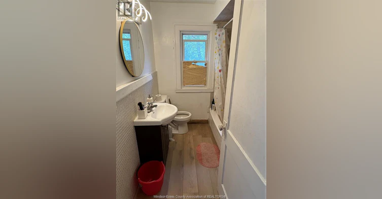 UPPER-3046 Alexander, Windsor, ON, N9C 1G5 - 5