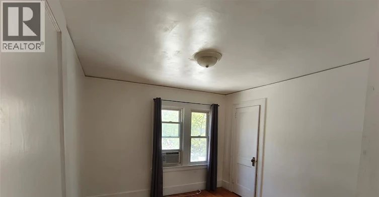 UPPER-3046 Alexander, Windsor, ON, N9C 1G5 - 11