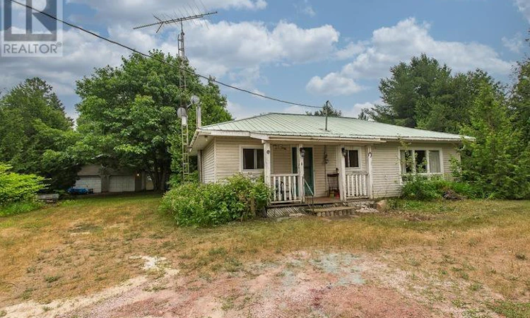 2217 Hilton Rd, Hilton Township