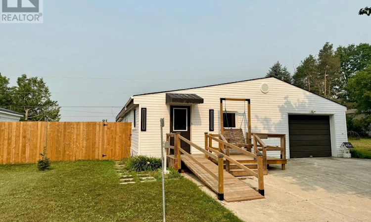 23 Bluejay Court