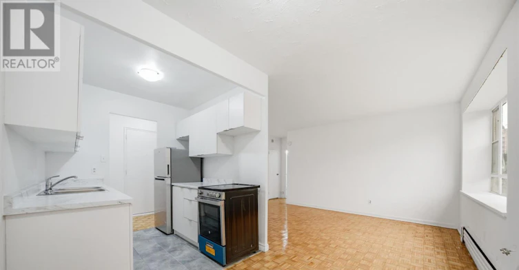 111-2895 Bathurst Street, Toronto, ON, M6H 3A8 - 11