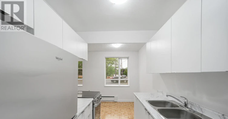 111-2895 Bathurst Street, Toronto, ON, M6H 3A8 - 15